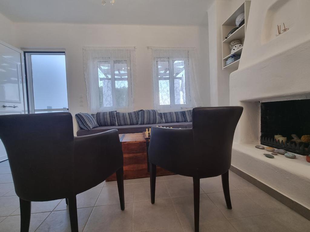 Sea Breeze Villa Lakhania